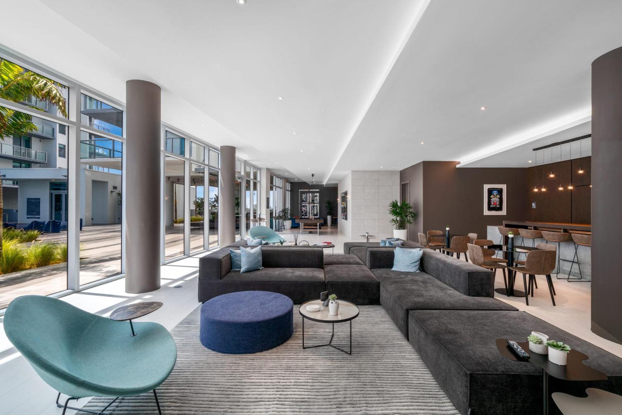 Apartment Luxury & Modern In Design District With Pool *