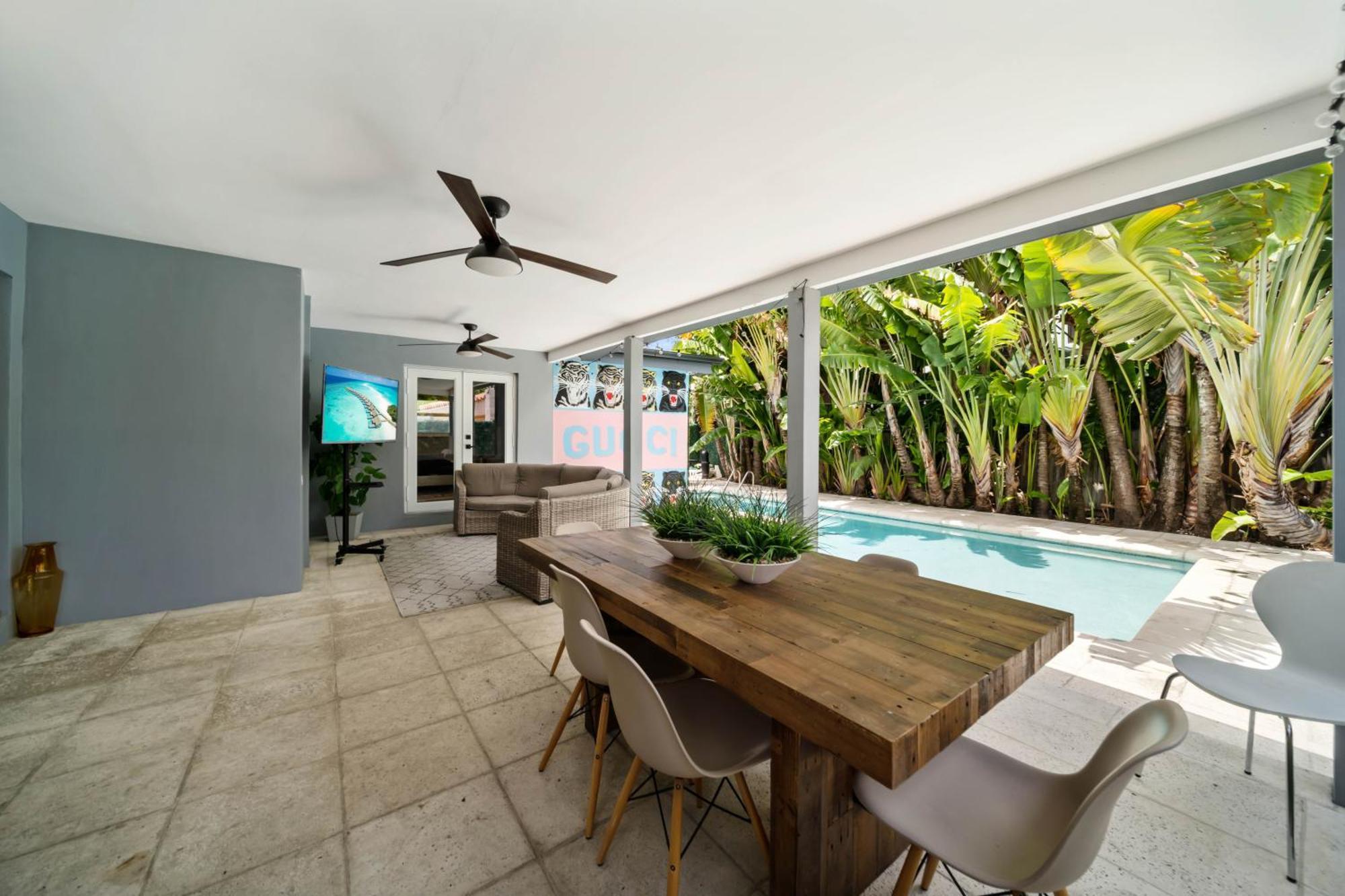 Villa Gucci With Pool & Great Location Miami