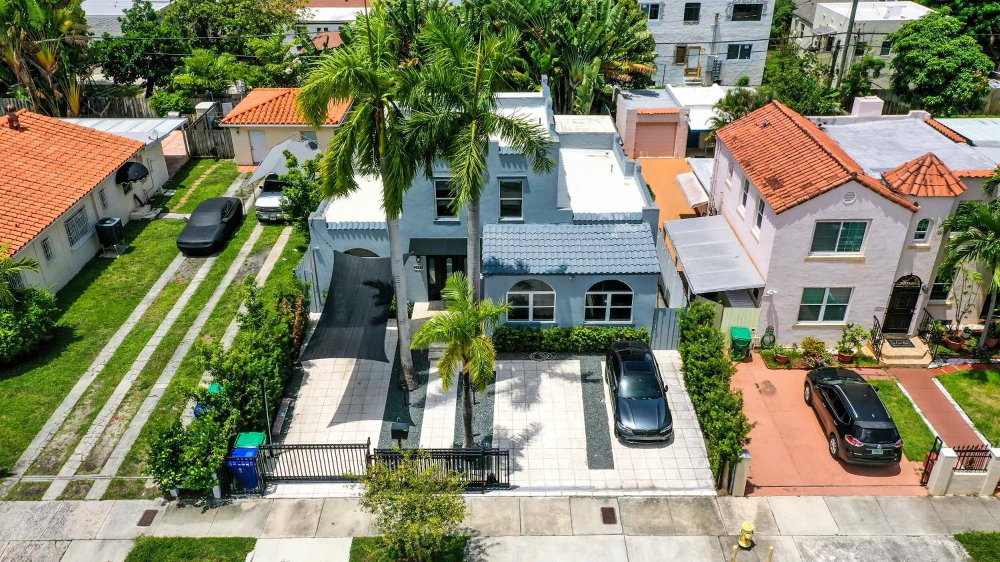 Gucci With Pool & Great Location Villa Miami