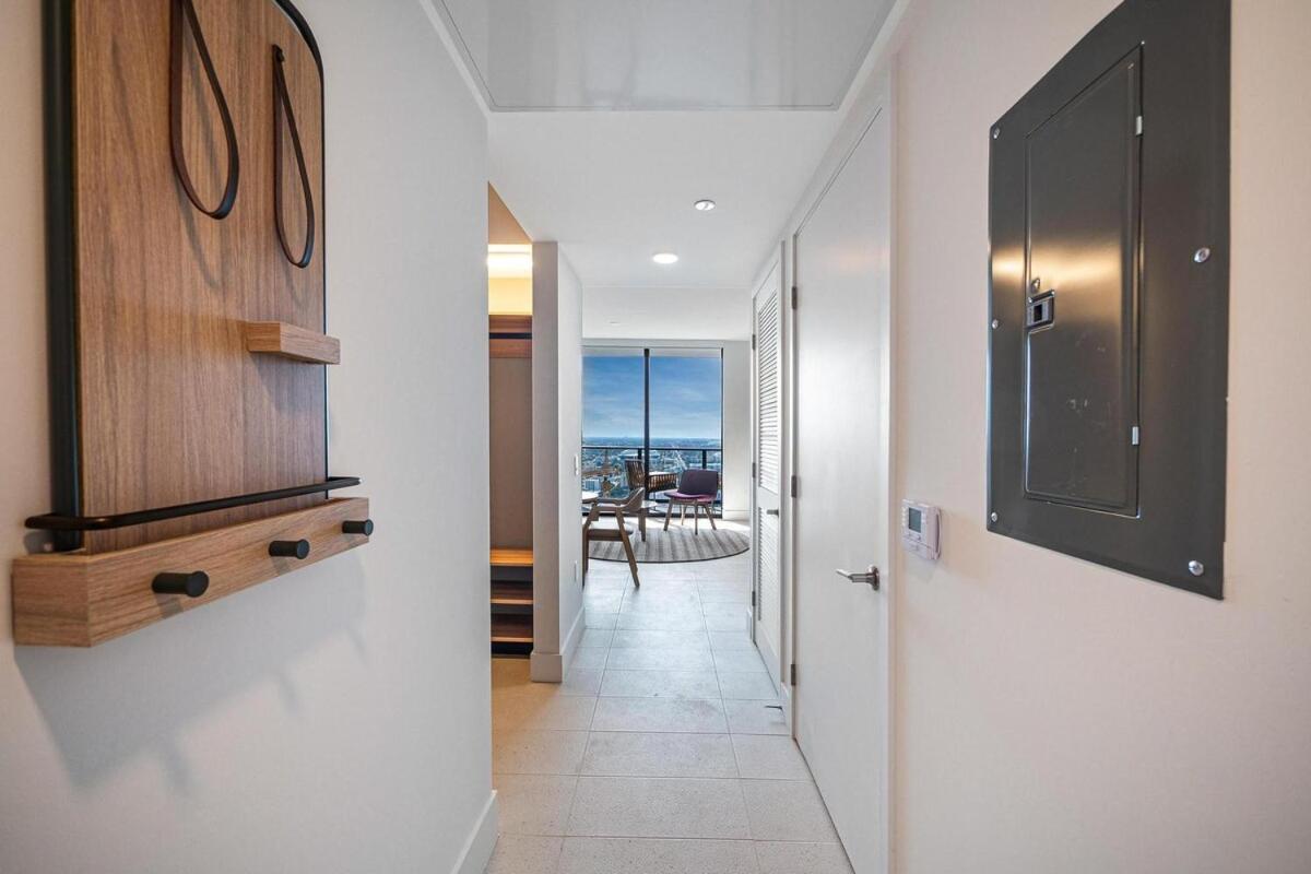 Apartment Phenomenal 1 Bed - Amazing Views