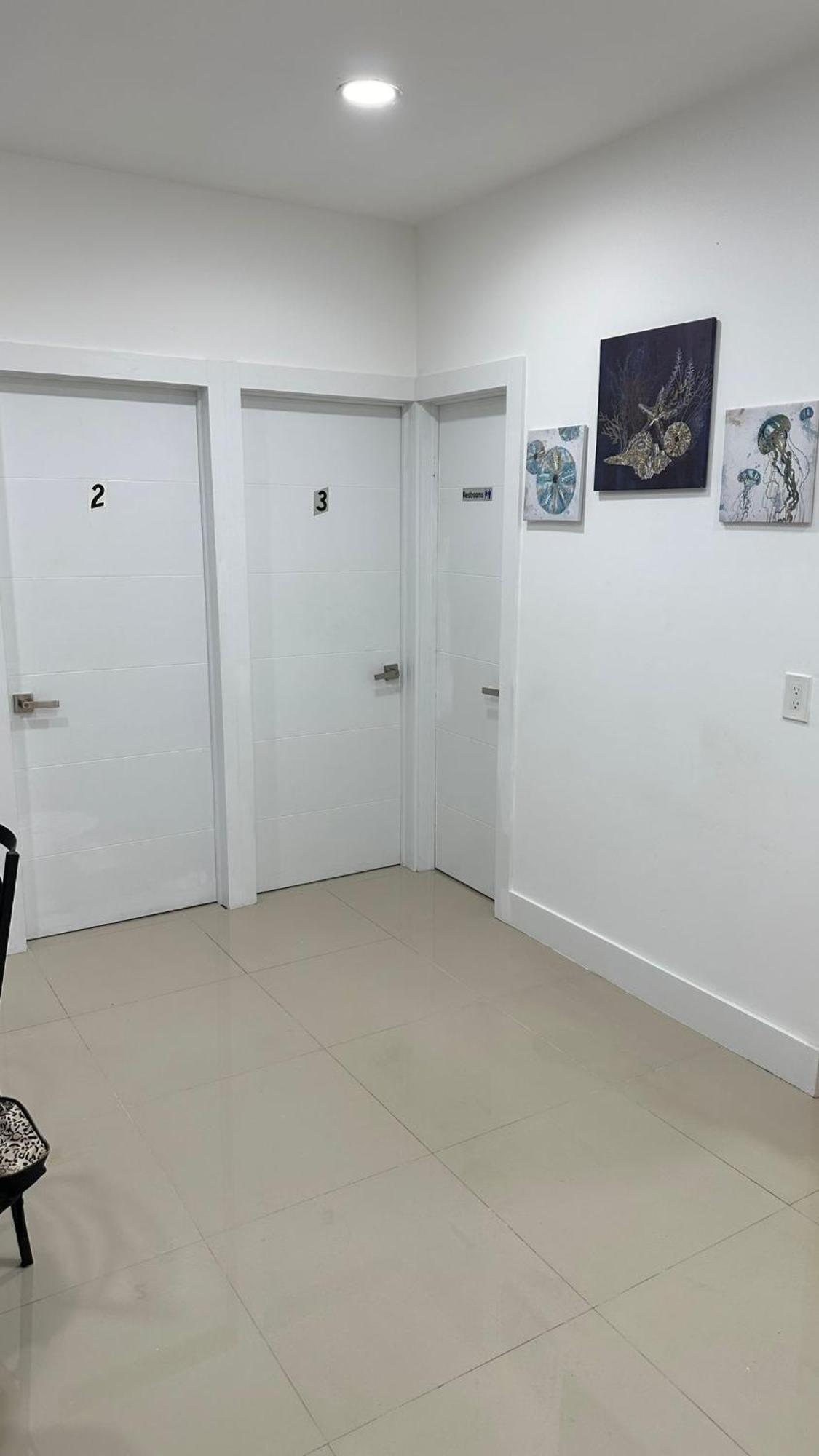 Hostel 203 Shared For Men Comfortable, Affordable Miami
