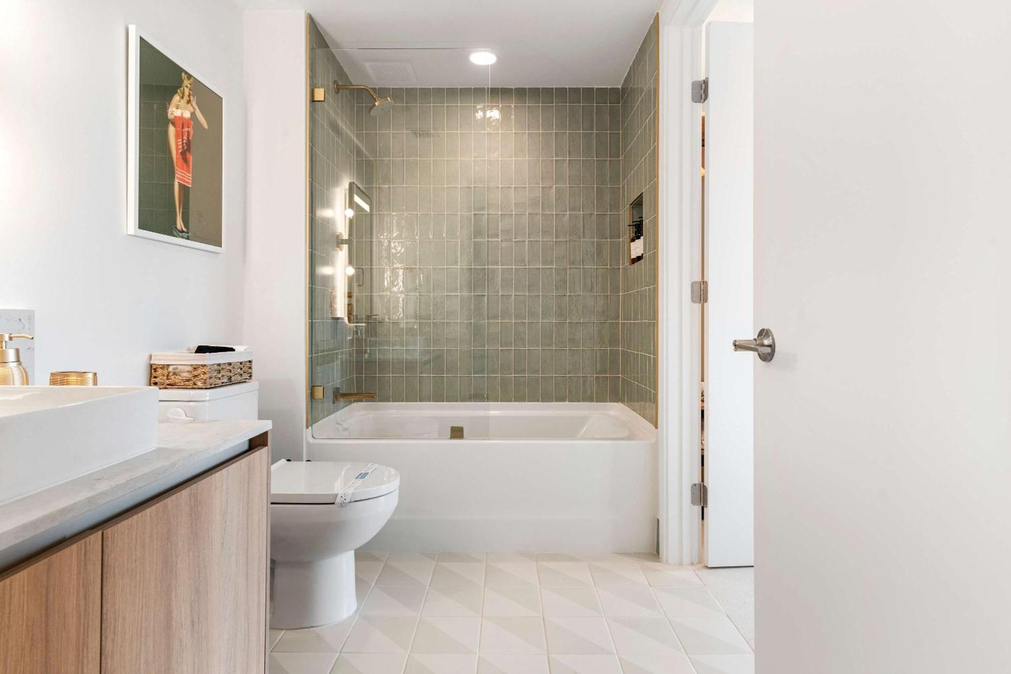 Rumrunner - Style Amenities In The Heart Of Holiday home Miami
