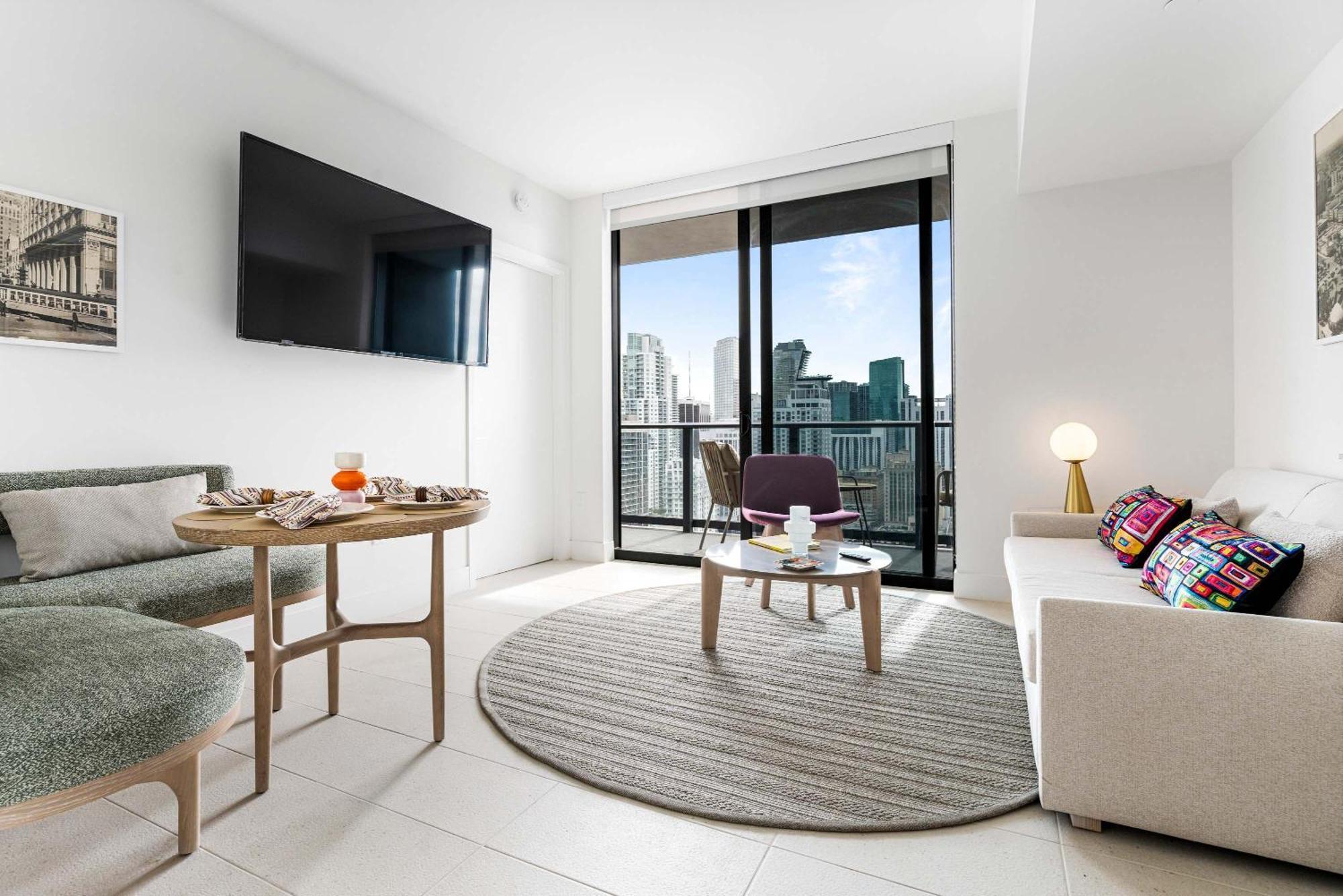 Rumrunner - Style Amenities In The Heart Of * Miami