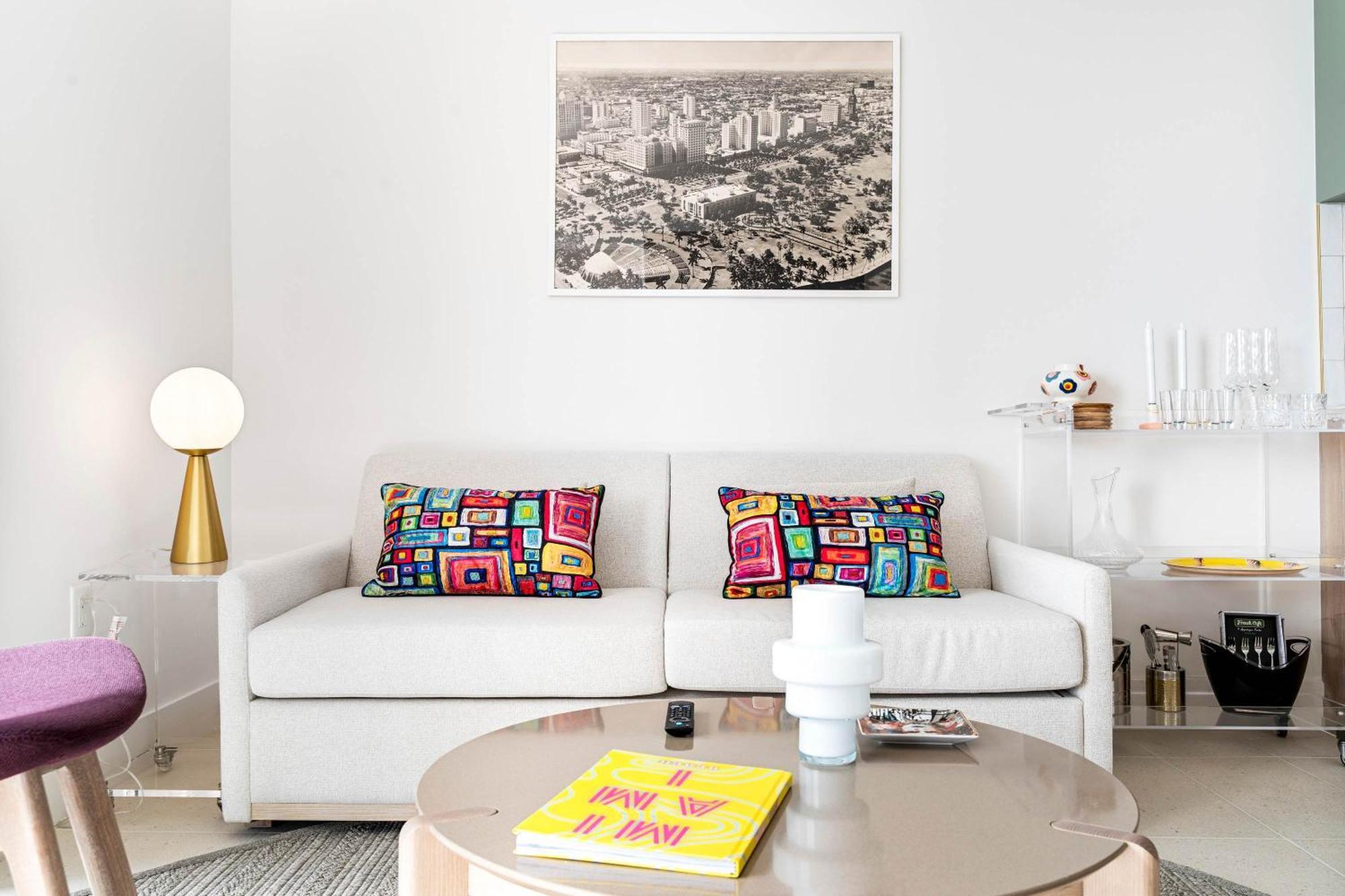 Rumrunner - Style Amenities In The Heart Of Miami