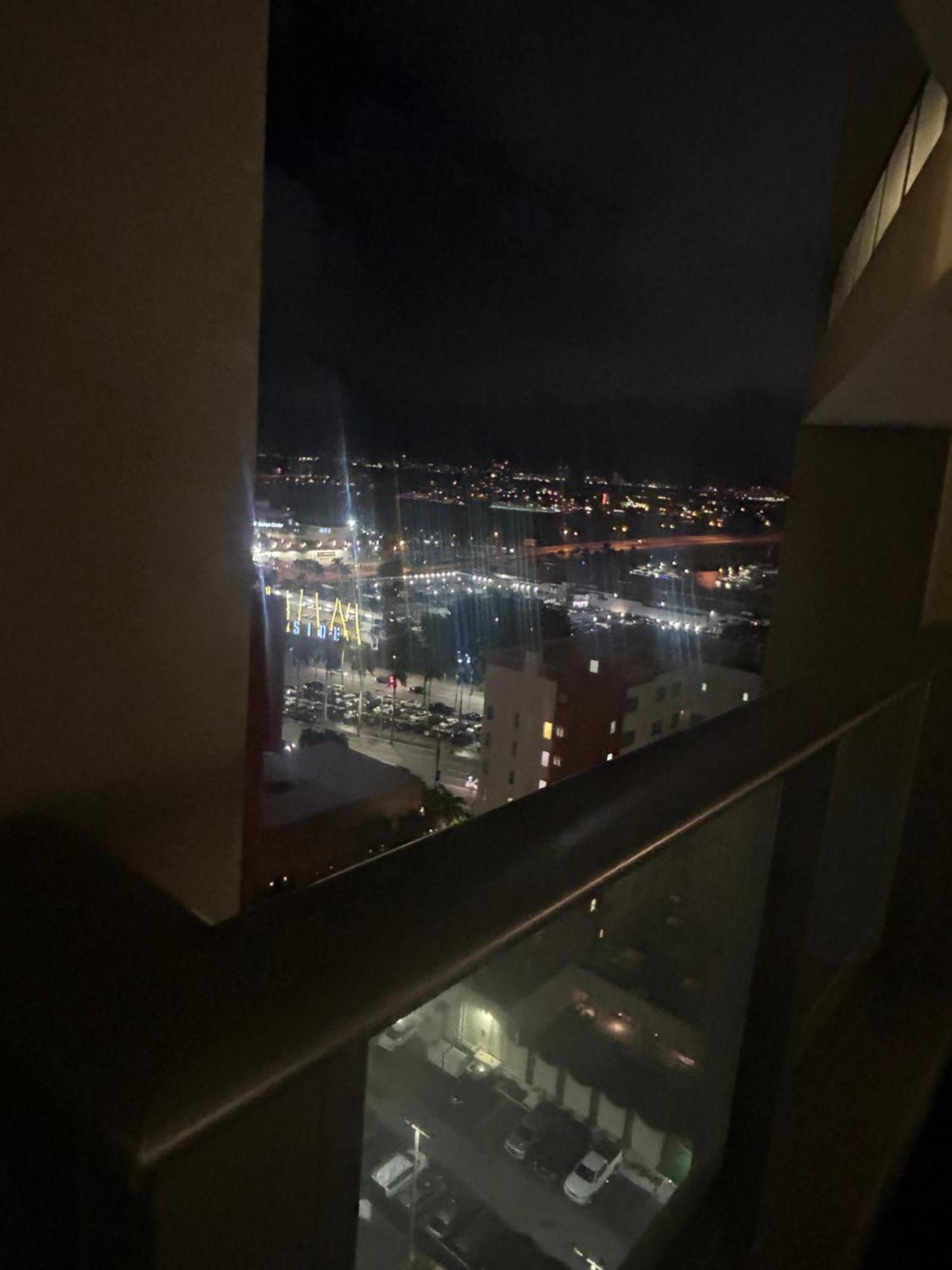 Luxury High Rise * Miami