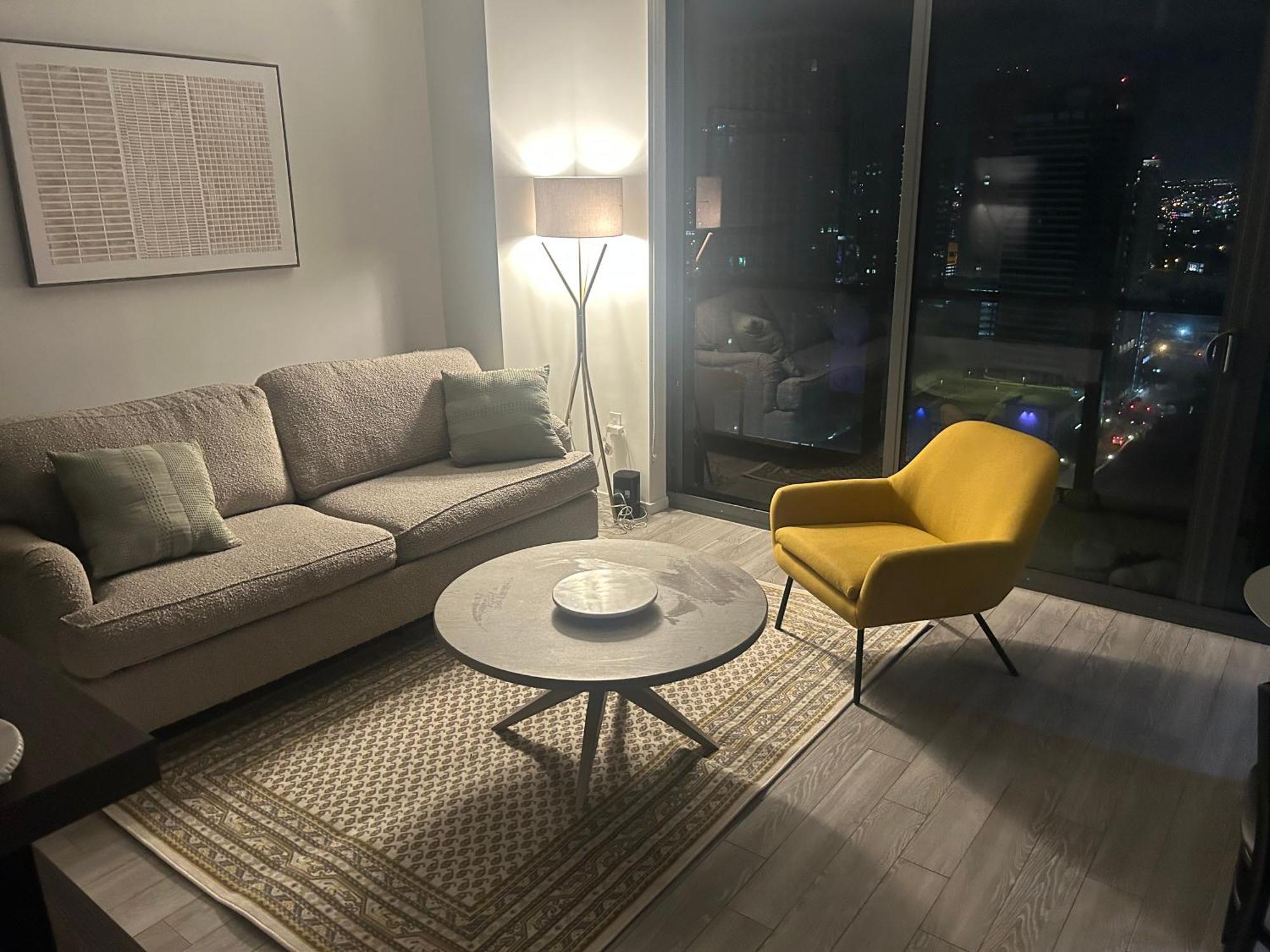 Luxury High Rise Apartment Miami