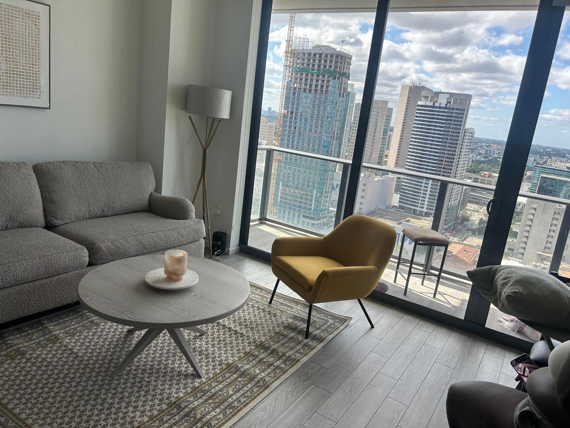 Apartment Luxury High Rise Miami