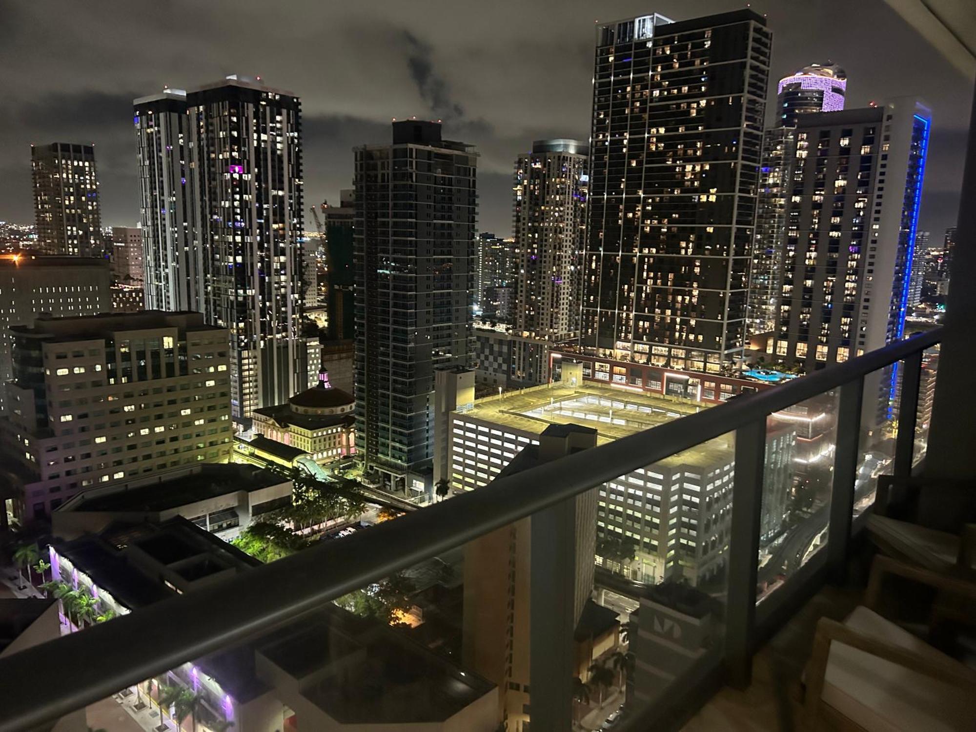 Luxury High Rise *
