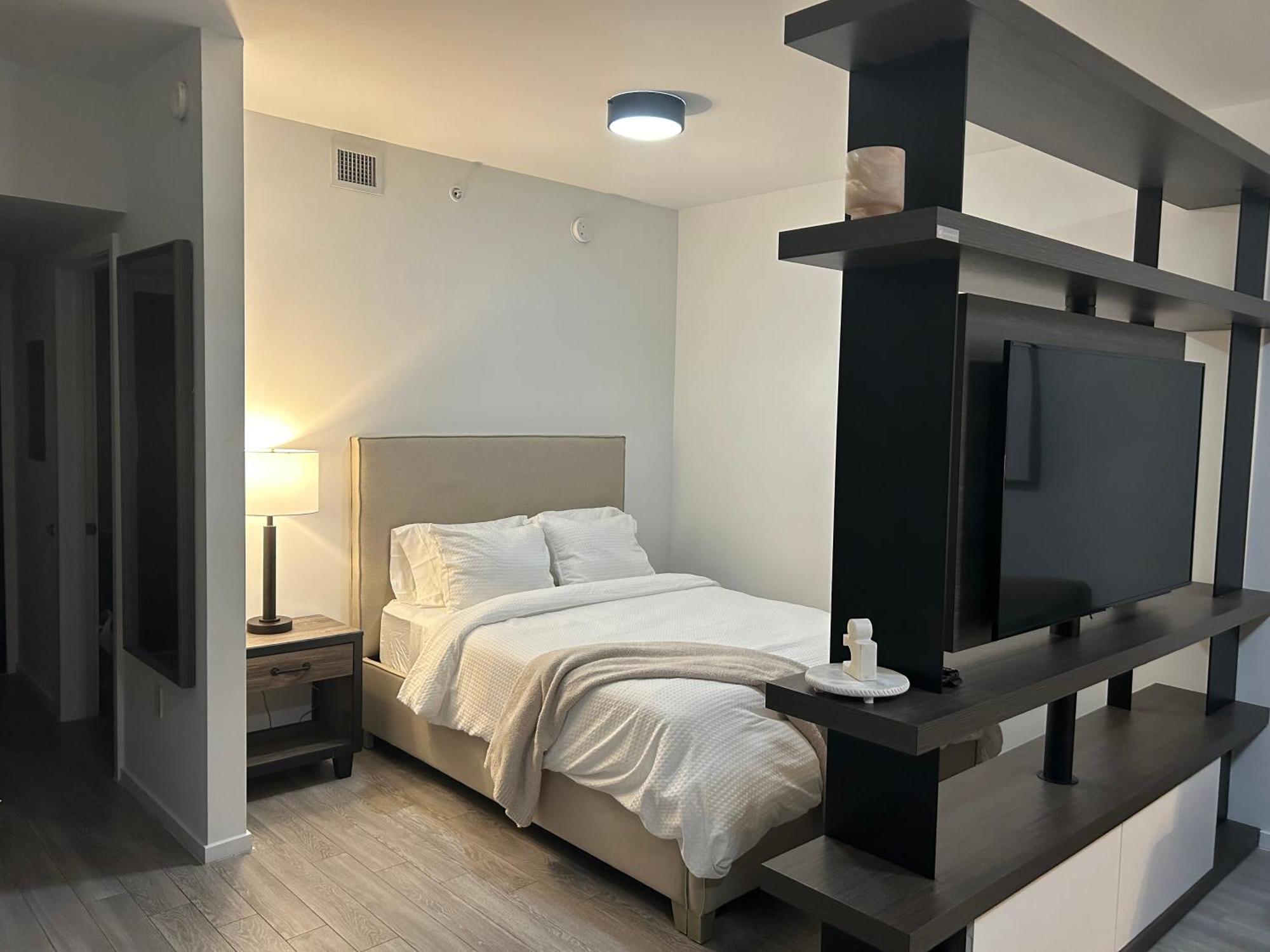 Apartment Luxury High Rise Miami
