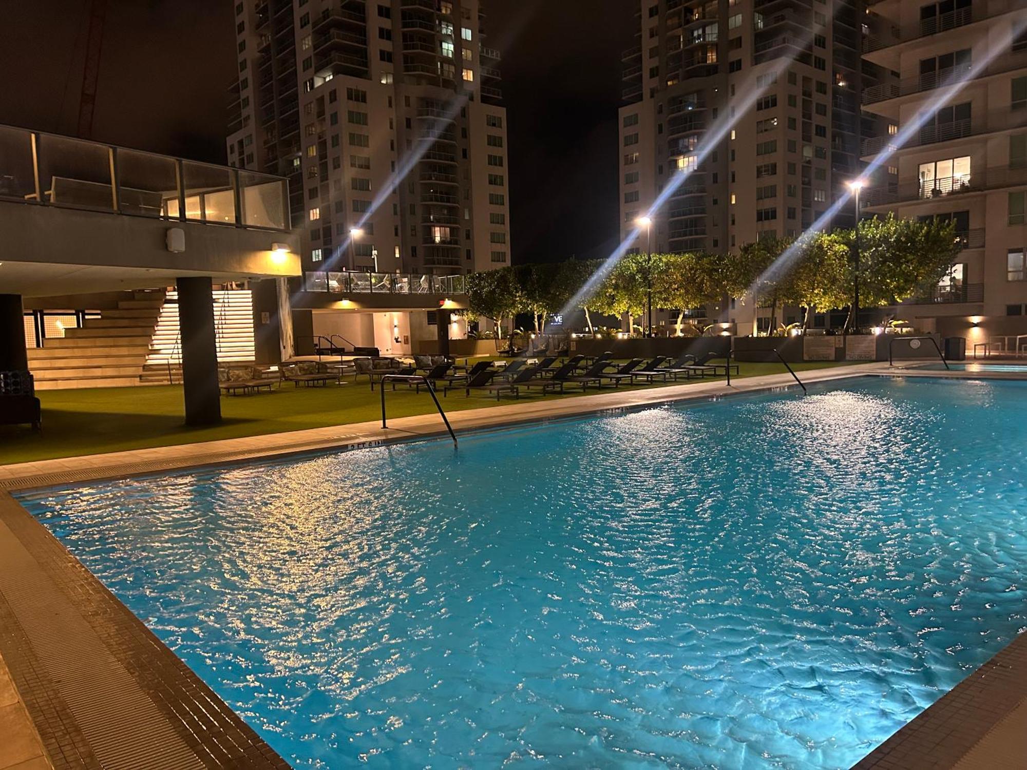 Luxury High Rise Apartment *
