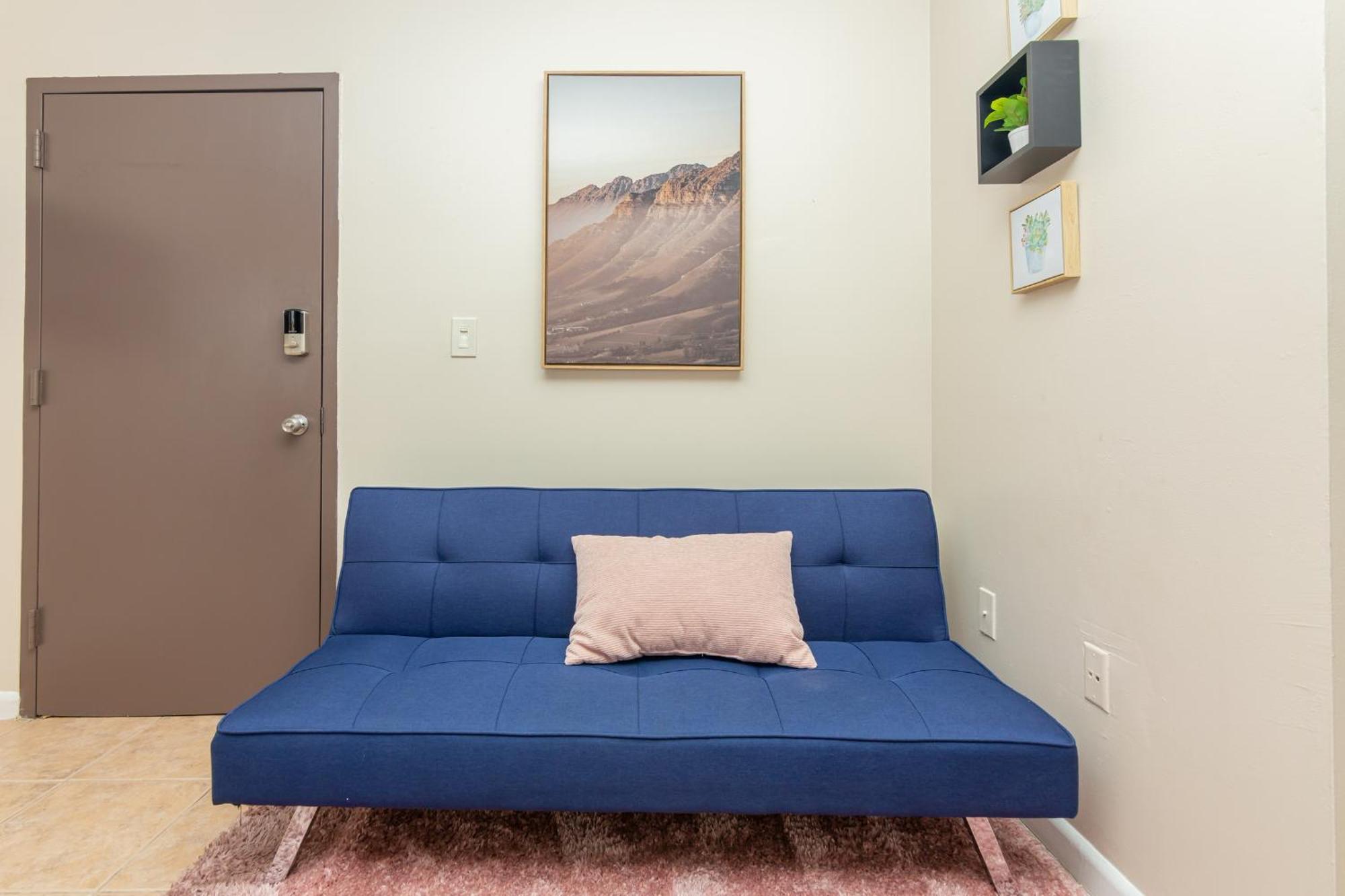 King Bed Free Parking & Wi-fi Near Wynwood! * Miami