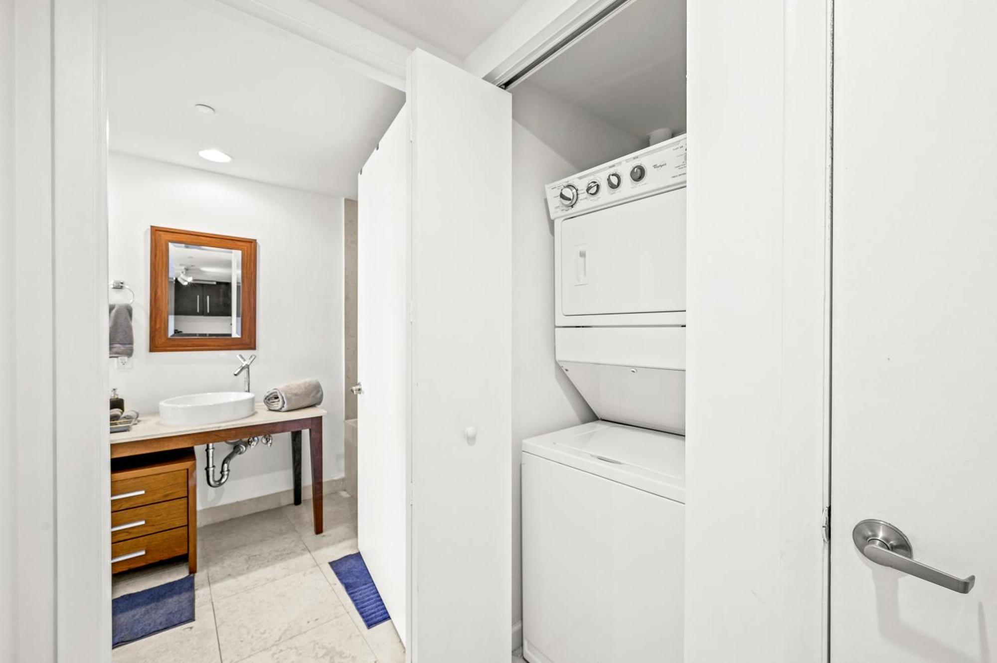 Magnificent Unit With Priceless Views W Icon * Miami
