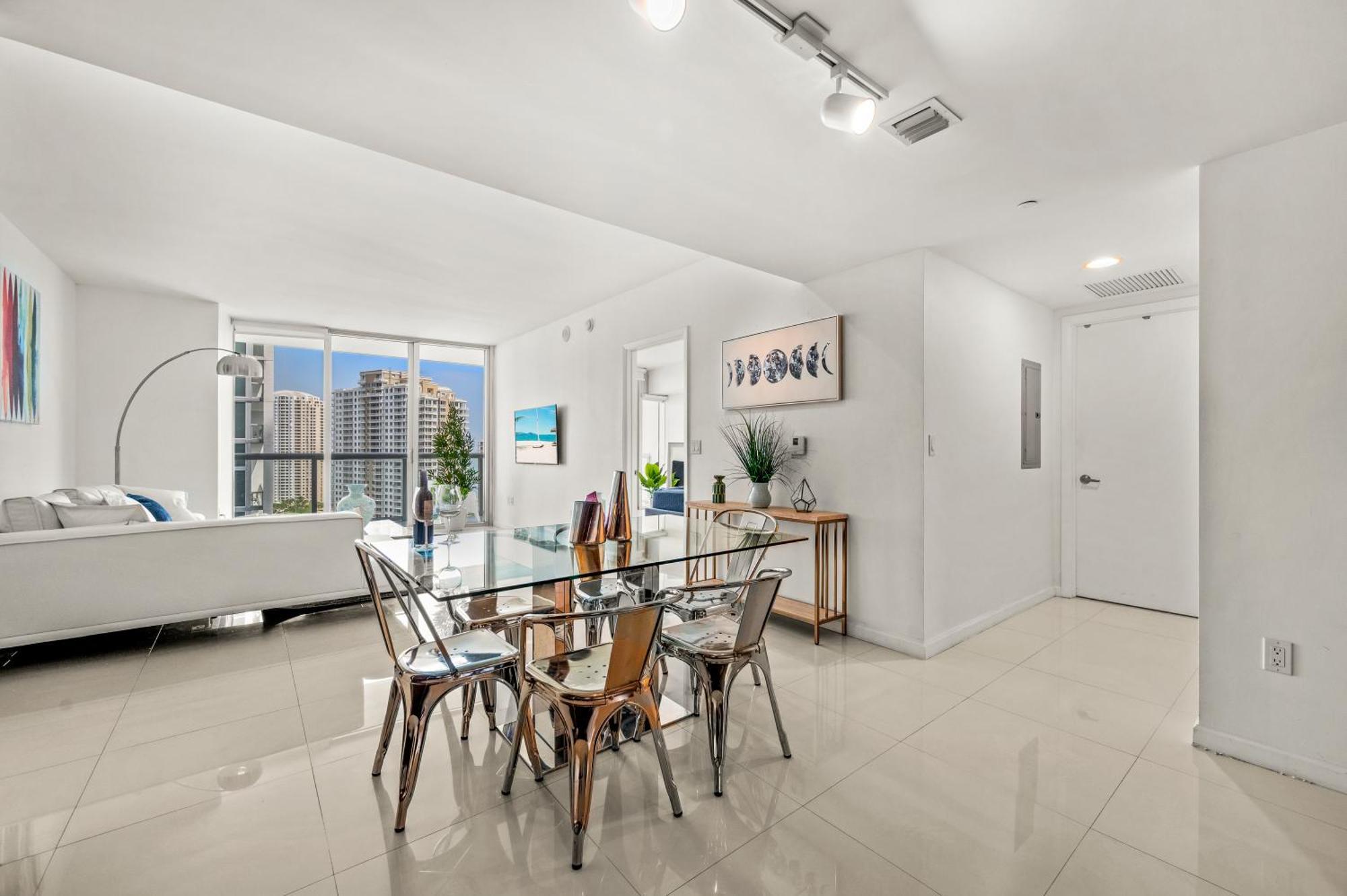 Magnificent Unit With Priceless Views W Icon * Miami