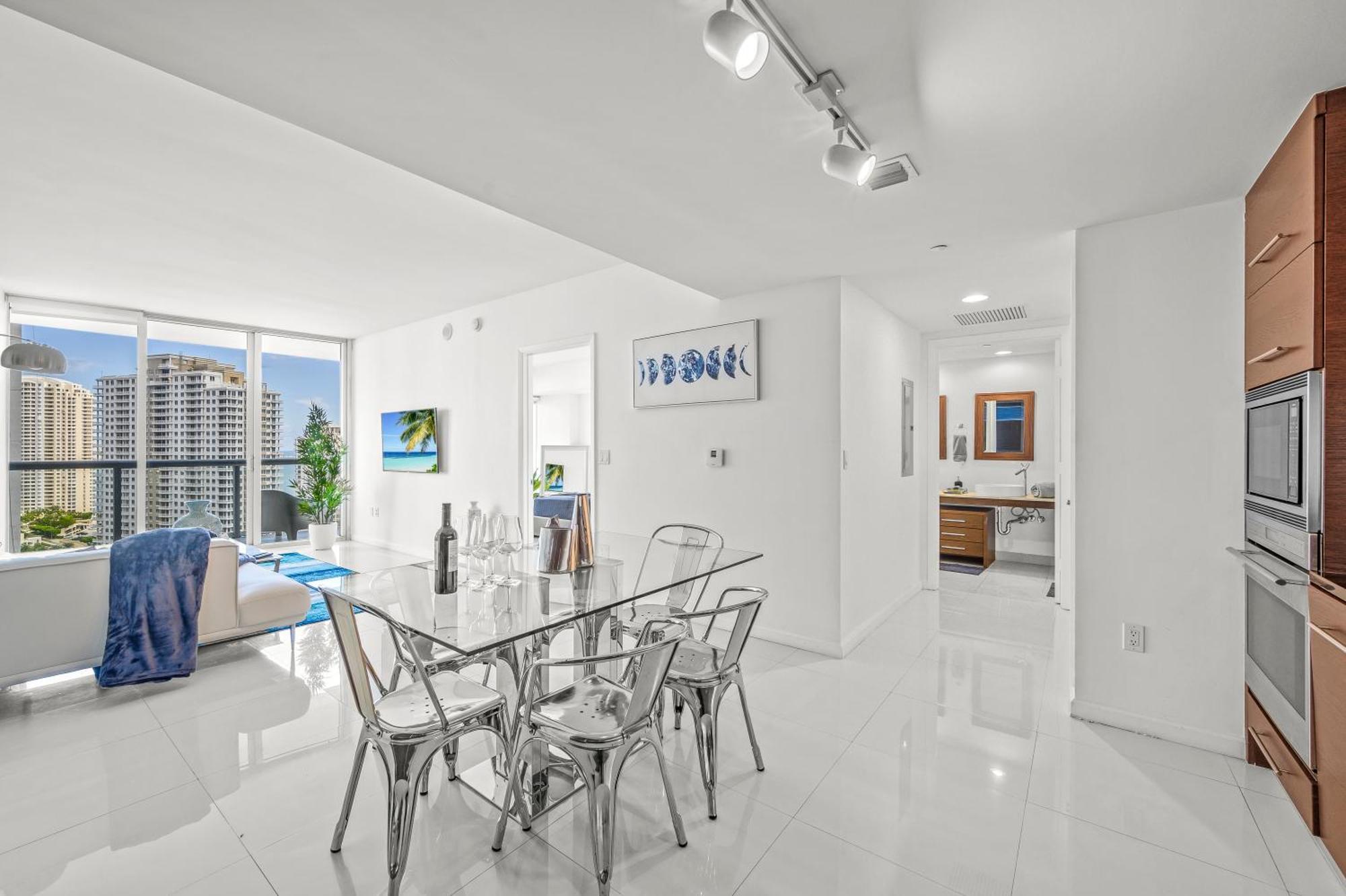 Magnificent Unit With Priceless Views W Icon