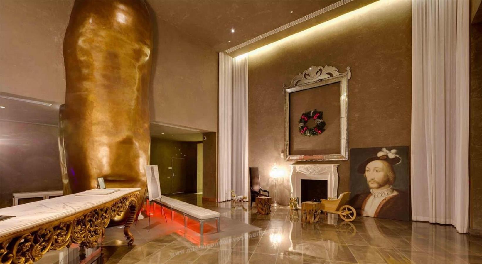 Magnificent Unit With Priceless Views W Icon Apartment *