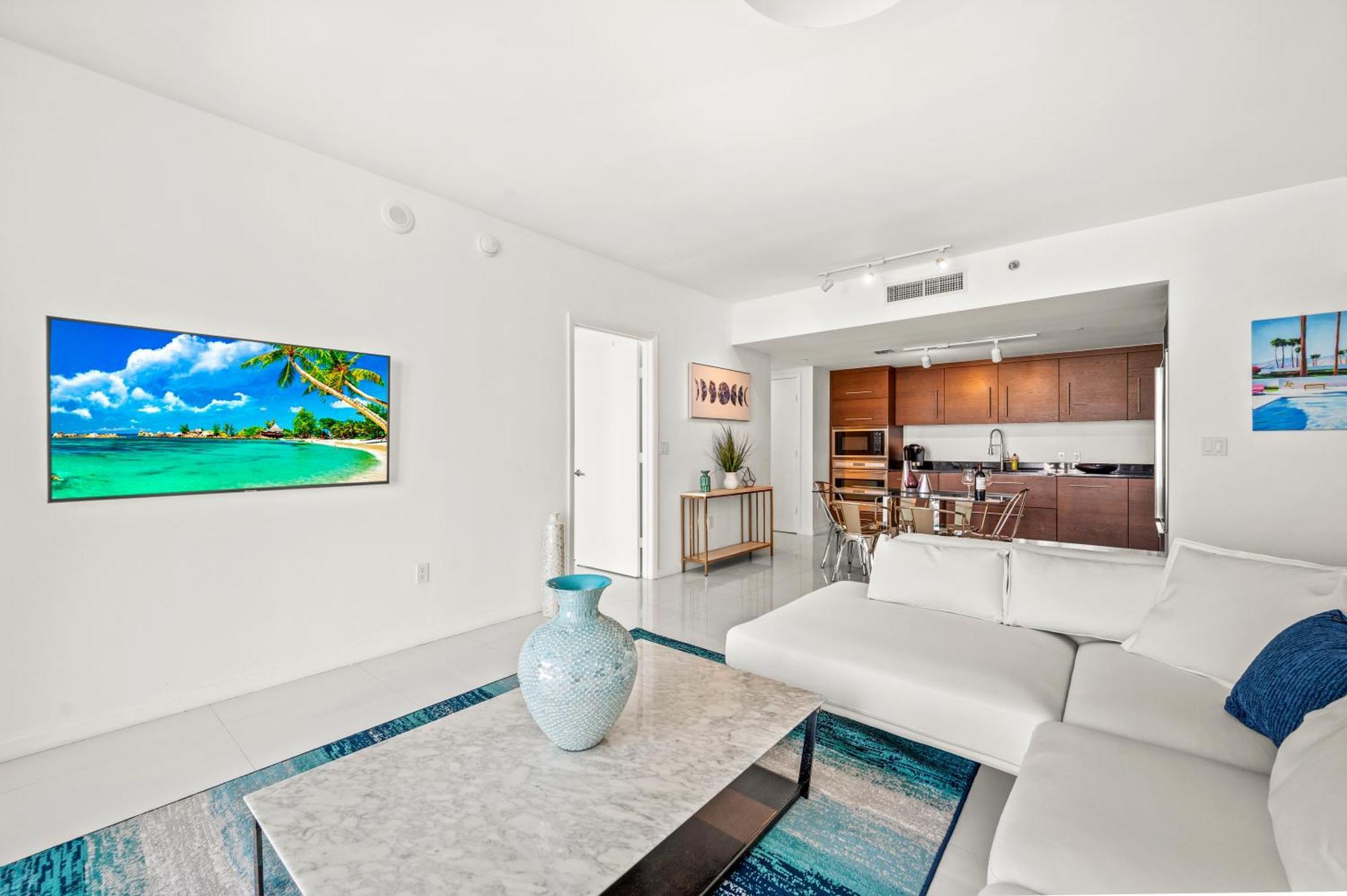 Magnificent Unit With Priceless Views W Icon