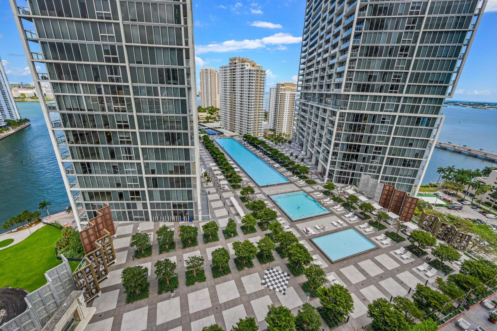 Apartment Magnificent Unit With Priceless Views W Icon