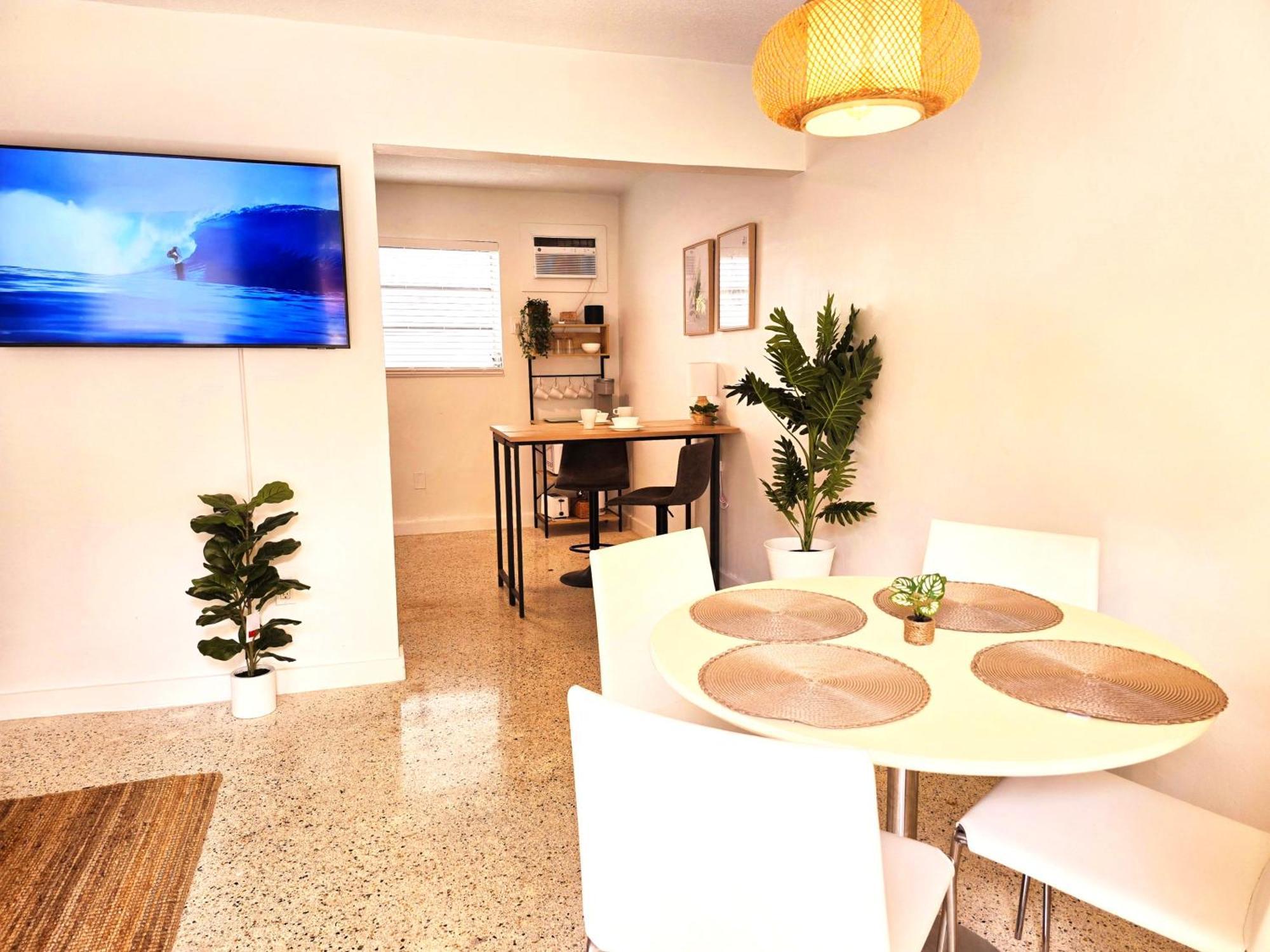 Cozy Near Brickell Apartment Miami