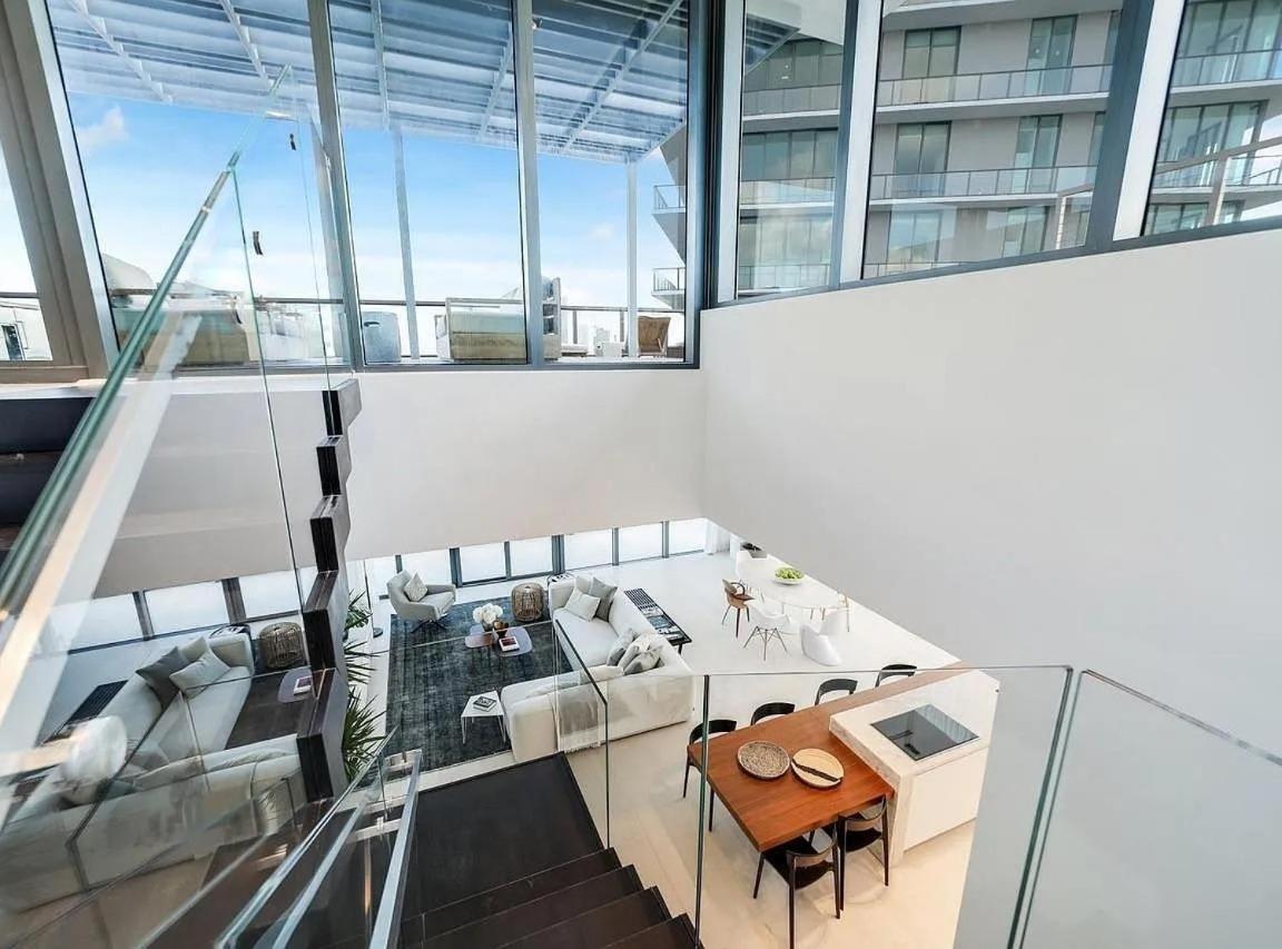 Apartment Stunning Upper Penthouse With Private Rooftop Pool Miami