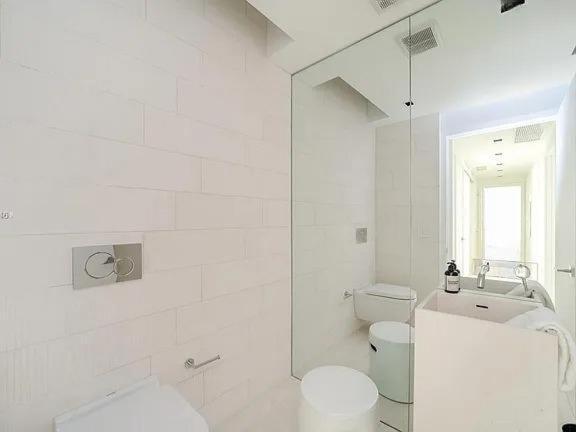 Stunning Upper Penthouse With Private Rooftop Pool Miami