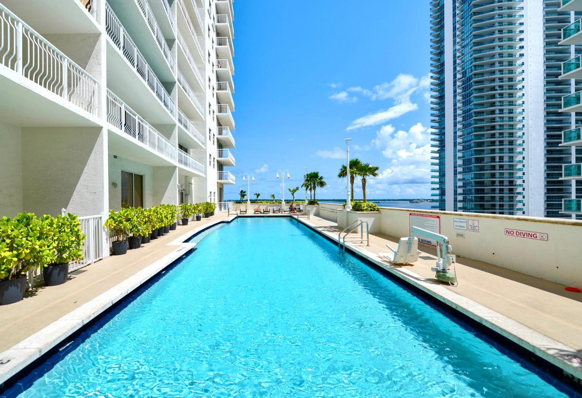 The Amenities In One-site Apartment Miami