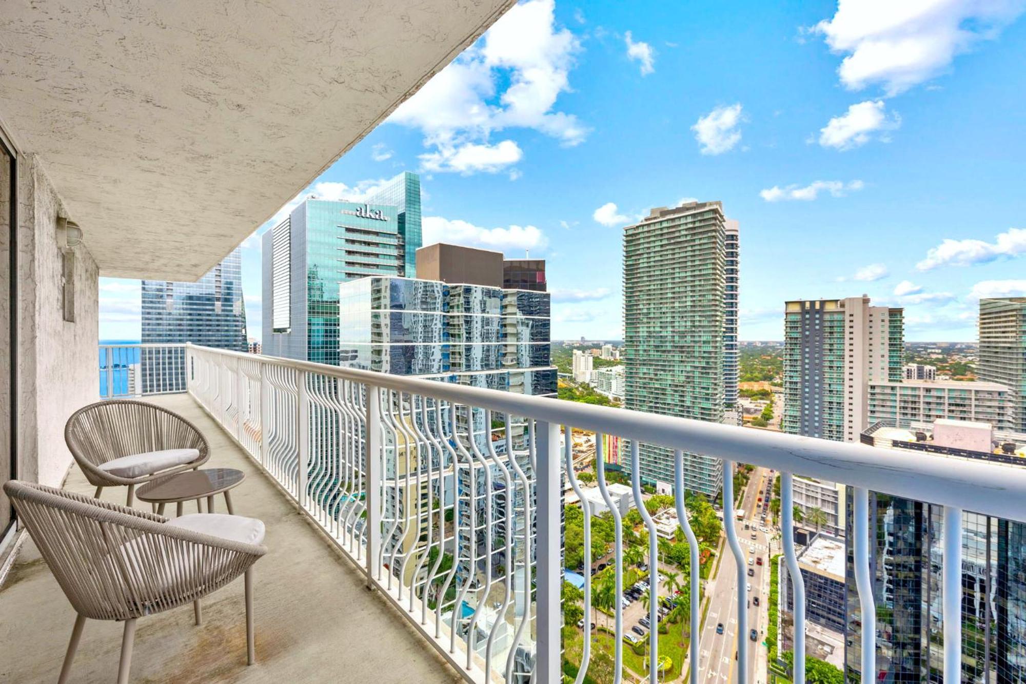 The Amenities In One-site Apartment *