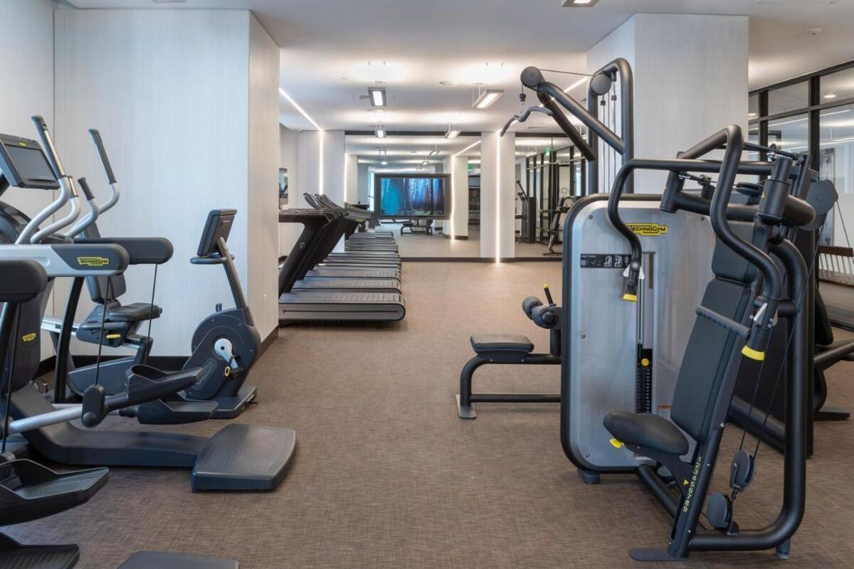 Brickell Luxe 1br 1bth With Pool Gym Sauna Grills *