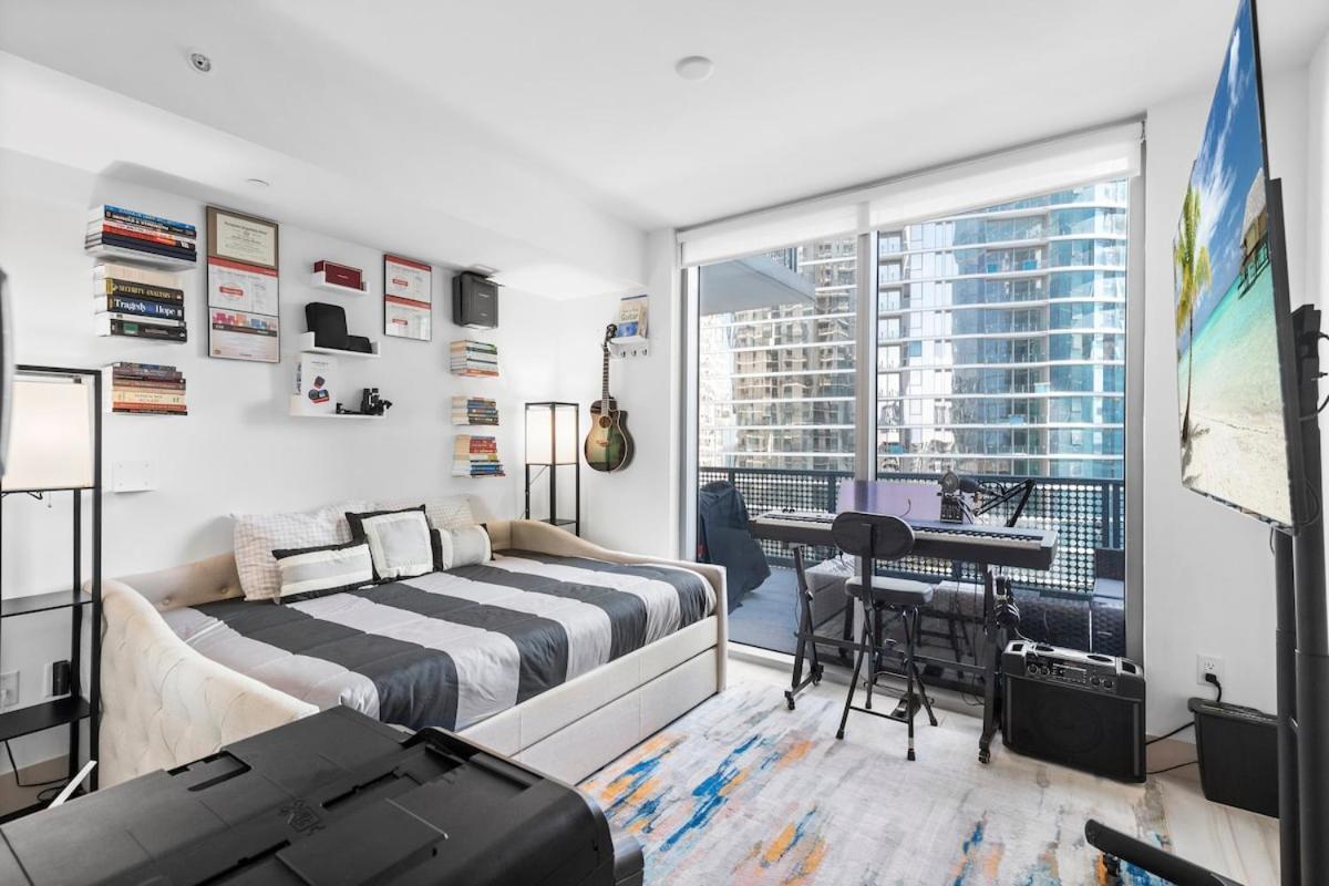 Brickell Luxe 1br 1bth With Pool Gym Sauna Grills Apartment Miami
