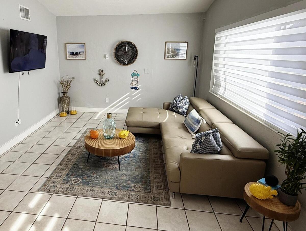 Apartment Modern Oasis 3br Near Wynwood & Beaches *