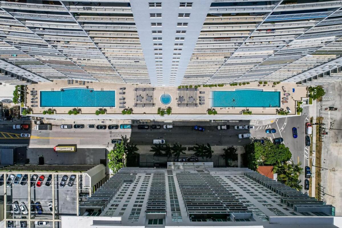 Skyline Water View 2br Free Parking * Miami