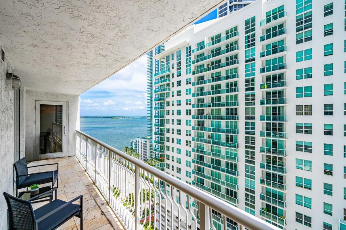 Skyline Water View 2br Free Parking
