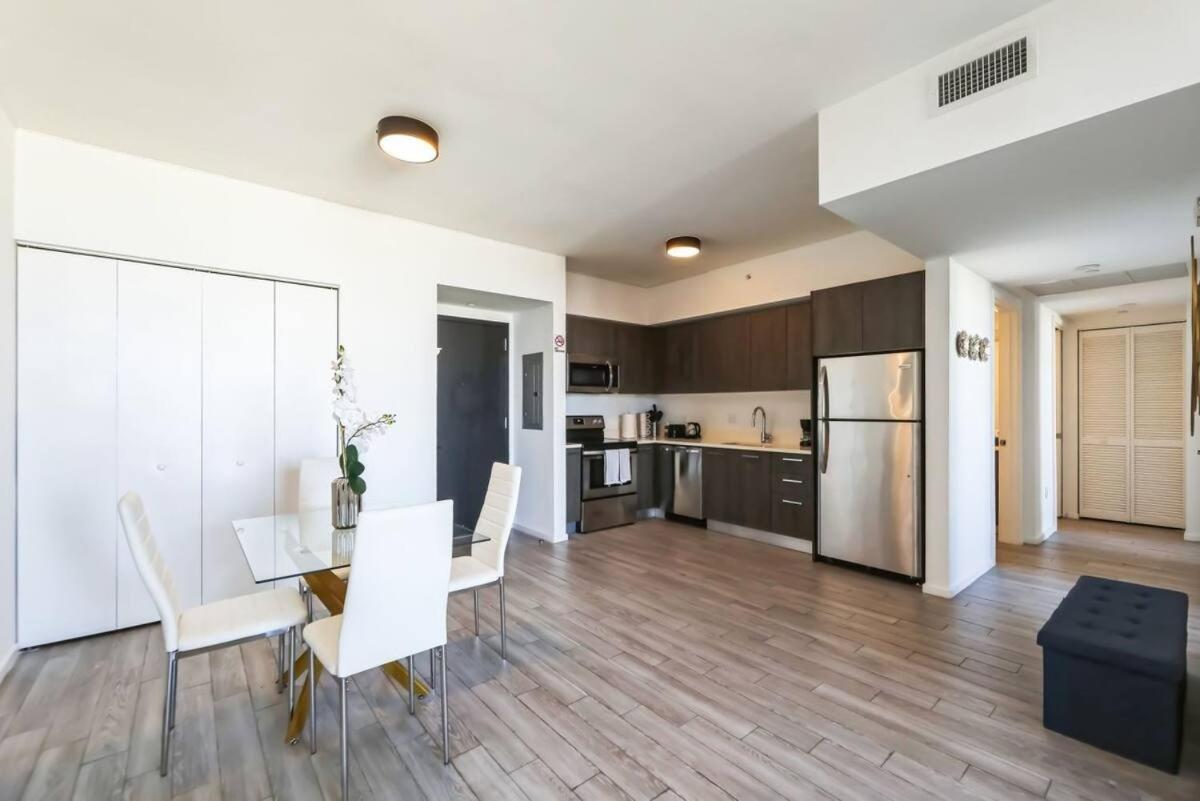 Miami-2br Brickell - Pool - Gym Apartment Miami