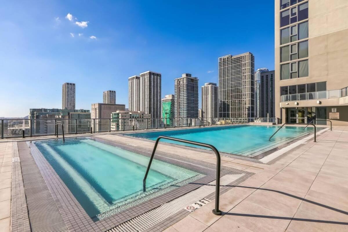 Miami-2br Brickell - Pool - Gym Apartment