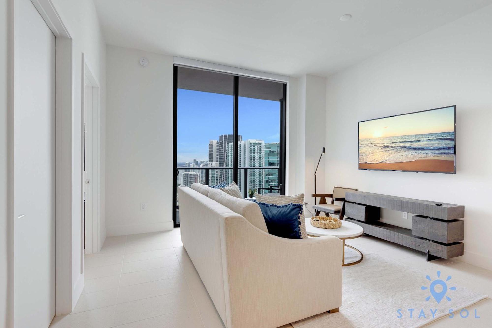 1br - Pool & Gym