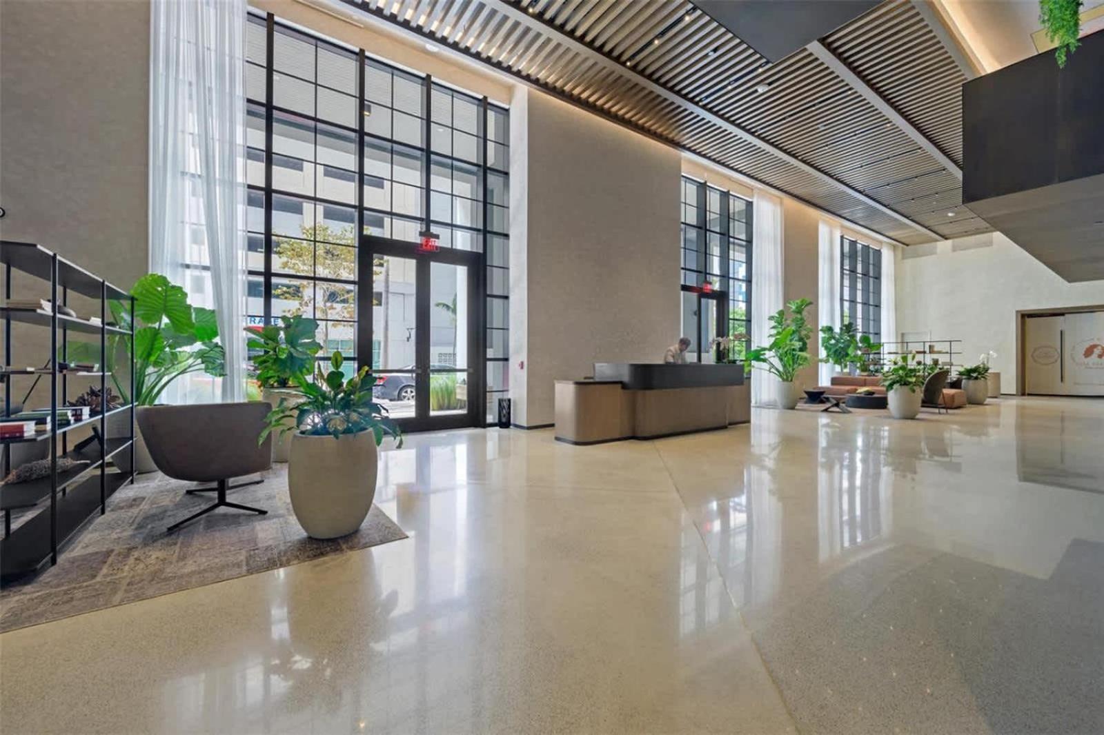 Modern Stylish 2br-2bth Apartment