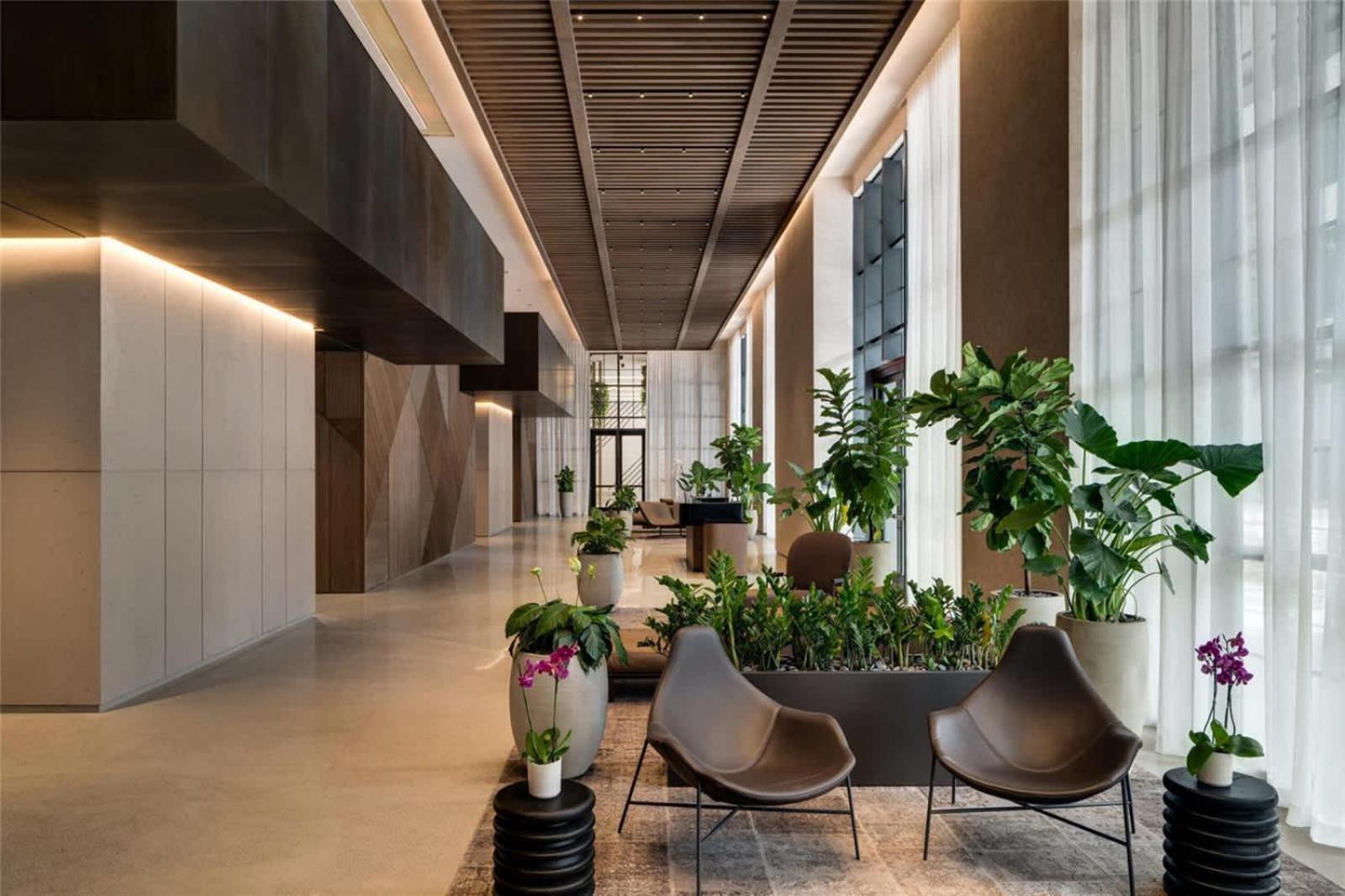 Modern Stylish 2br-2bth Apartment *