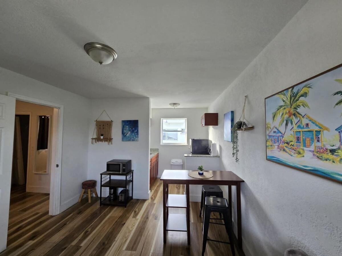 Apartment Cozy Place Near Design District - 4