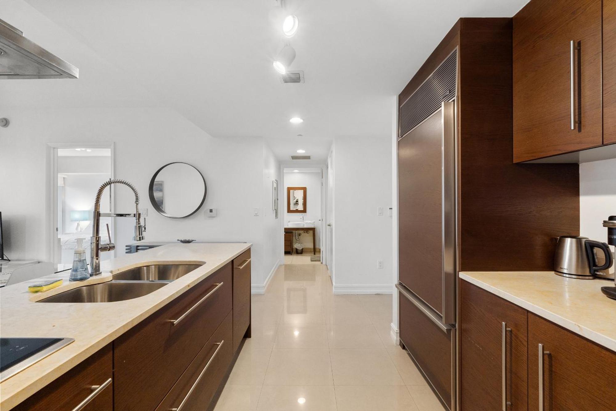 Apartment Upscale #2003 In The Heart Of Brickell Miami