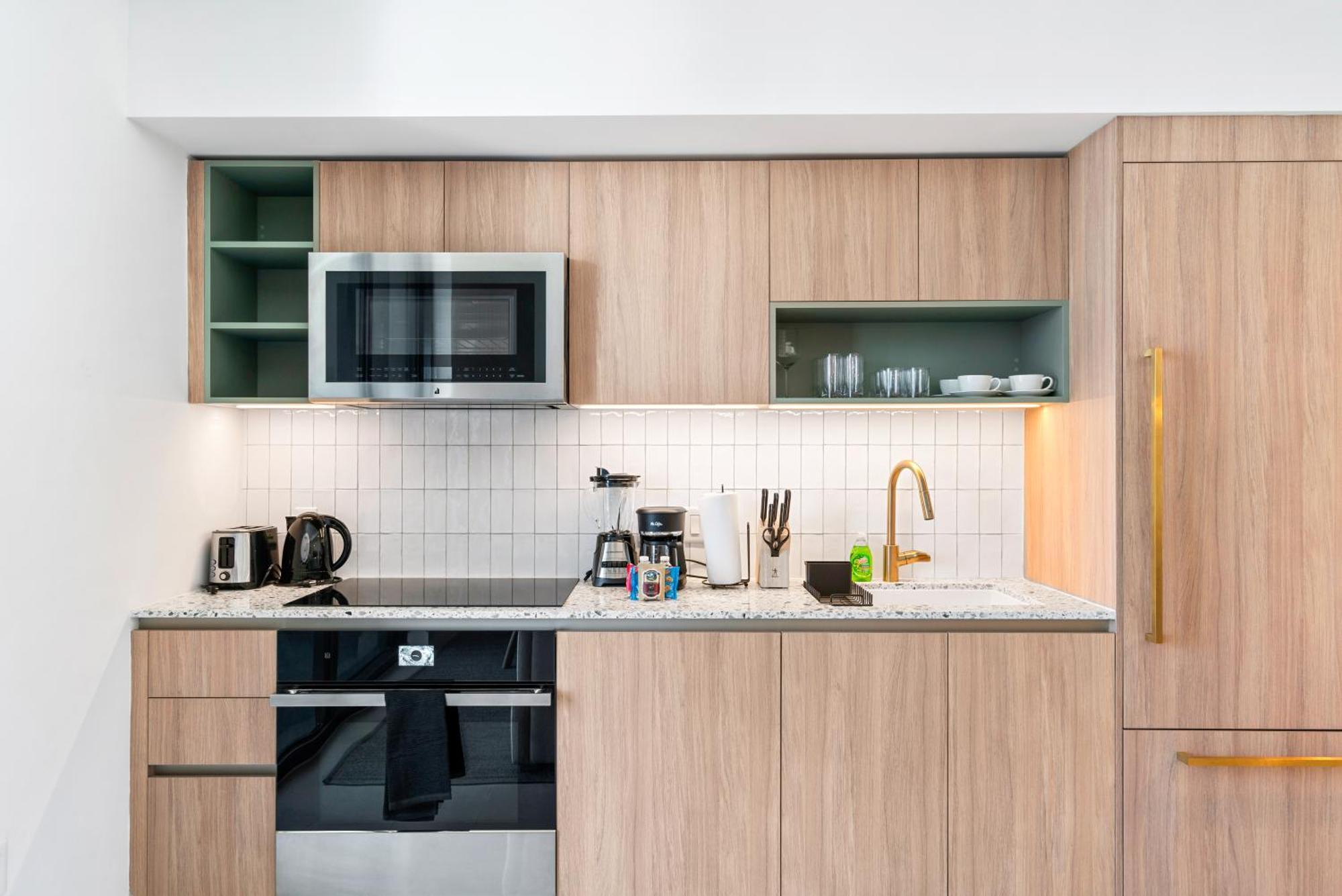 New 26th Floor Amazing View 2br-2ba * Miami