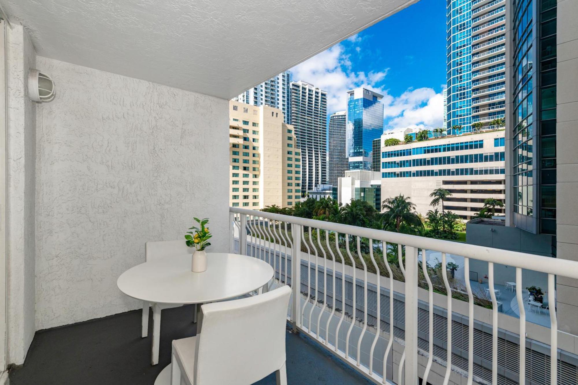 Cozy Brickell *