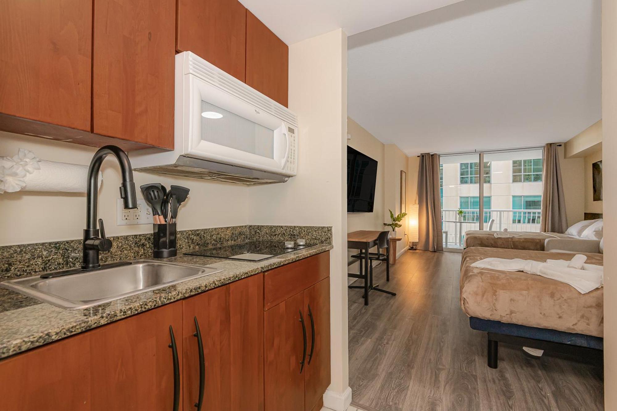 Cozy Brickell Apartment *