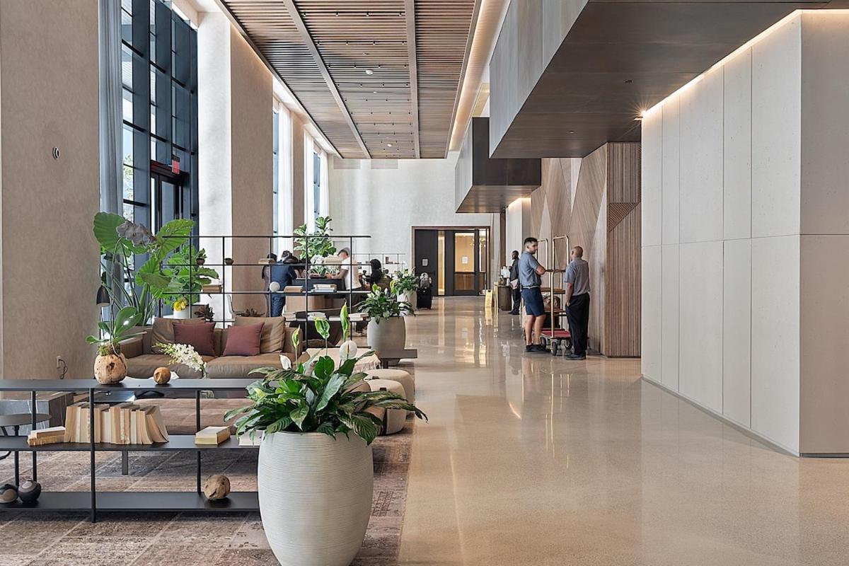 Stylish 1bd Penthouse - Bay View