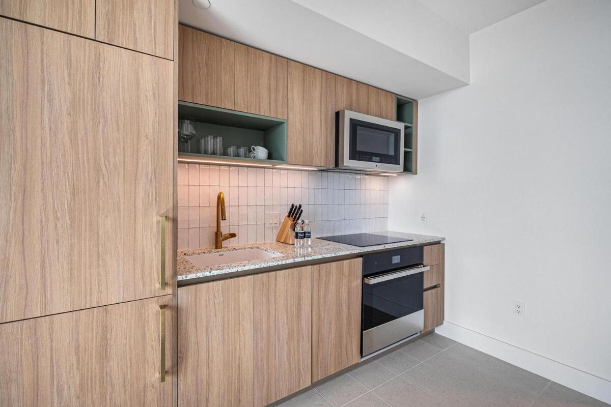 Splendid 1 Bed - Amazing Views *