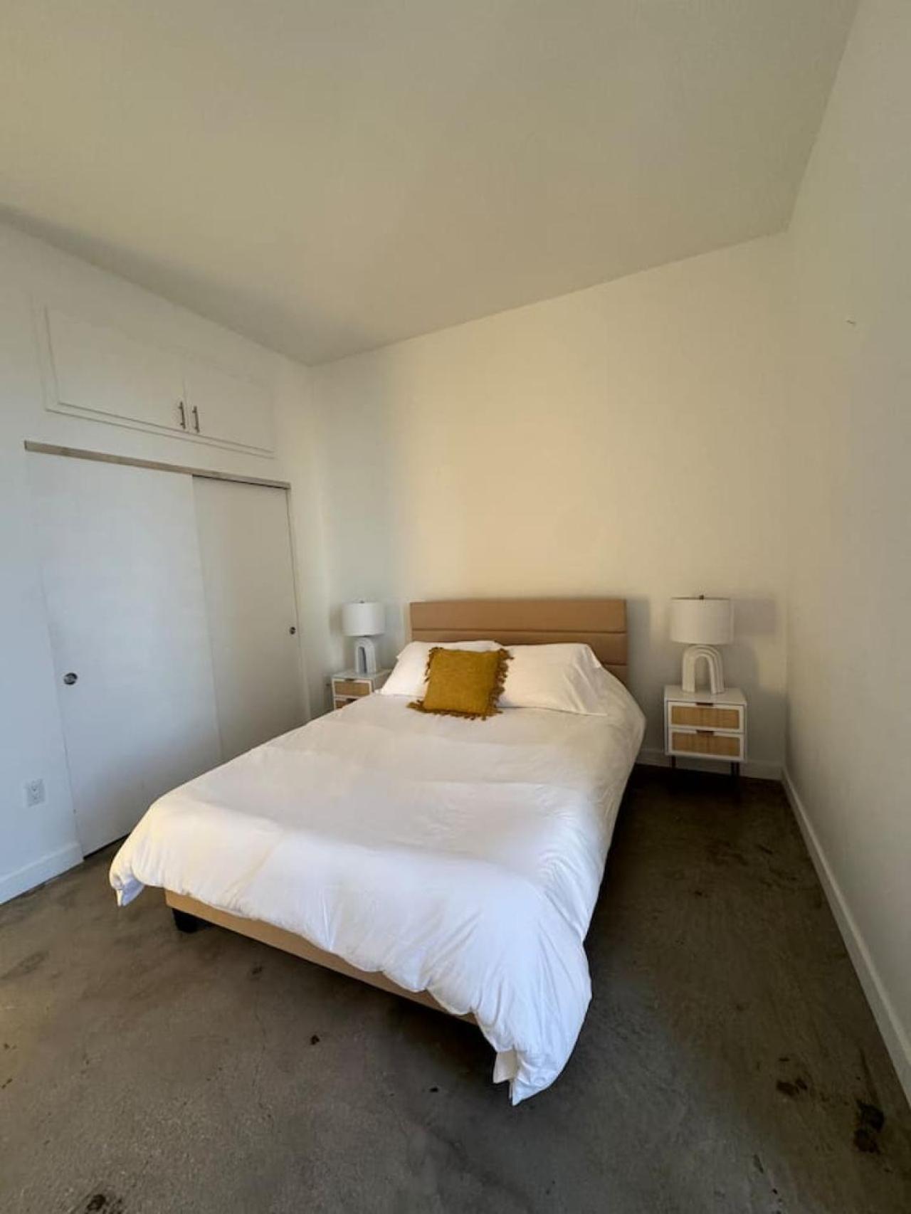 Apartment Elevated Elegance Luxe View Pool Free Parking Miami