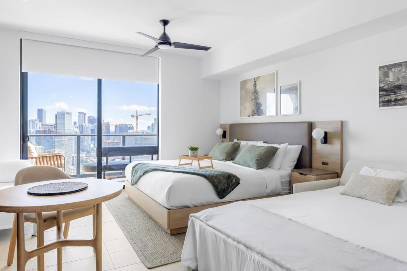 3906 Pool Gym Working Heart Apartment Miami