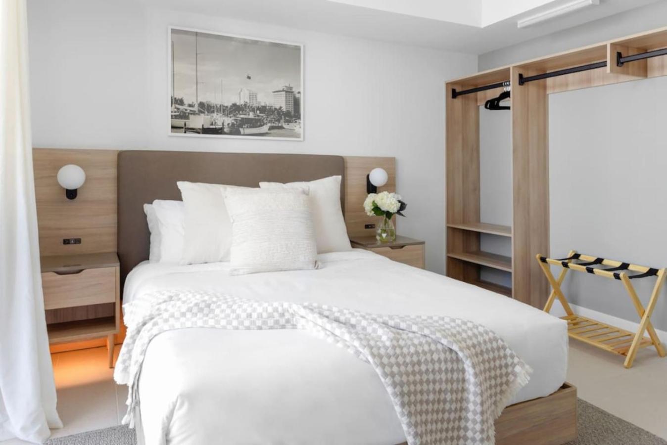 3002 Front Of Kaseya Center , Gym ,pool ,balcony *