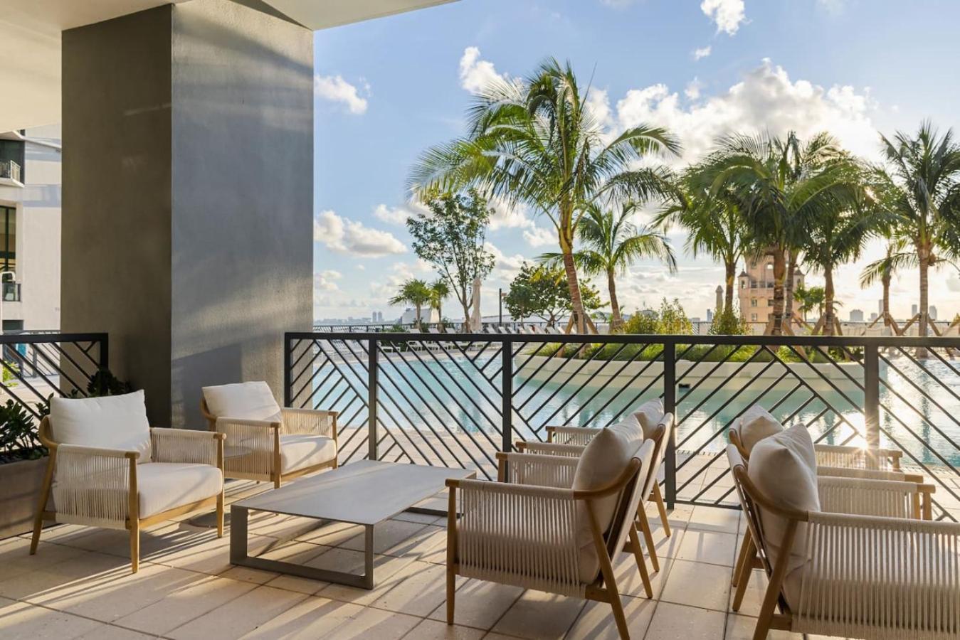 3002 Front Of Kaseya Center , Gym ,pool ,balcony * Miami