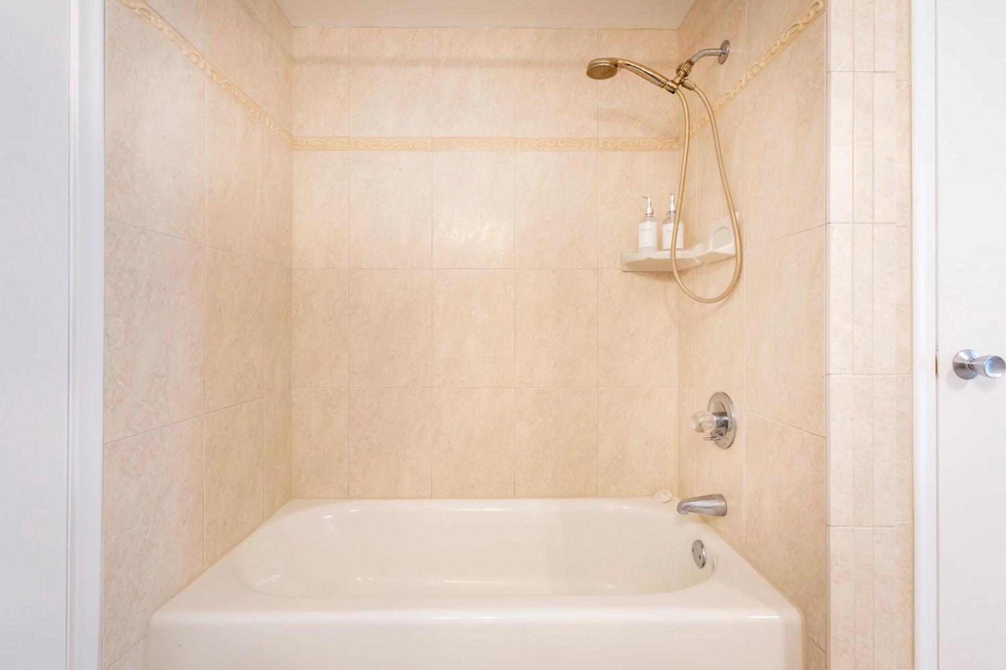 Holiday home Tranquil Heirloom Hideaway Pool In South Miami