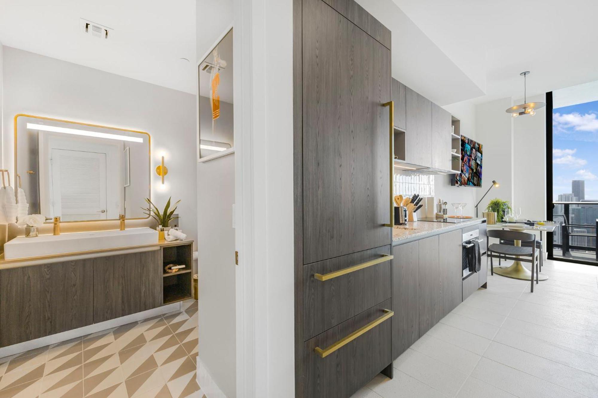 Apartment Luxury With Stunning Views