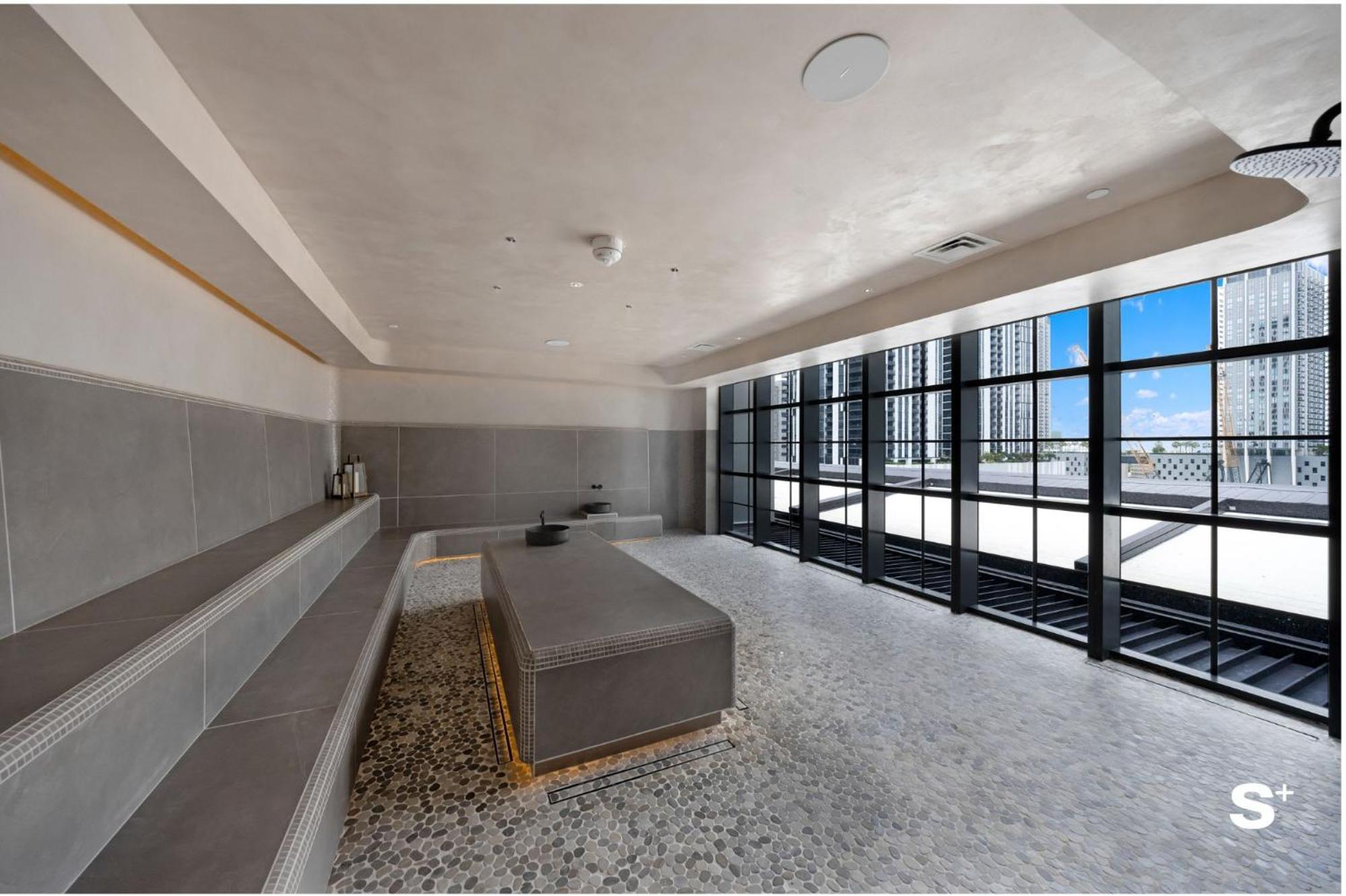 Luxe Retreat Modern 2-br With Water Views